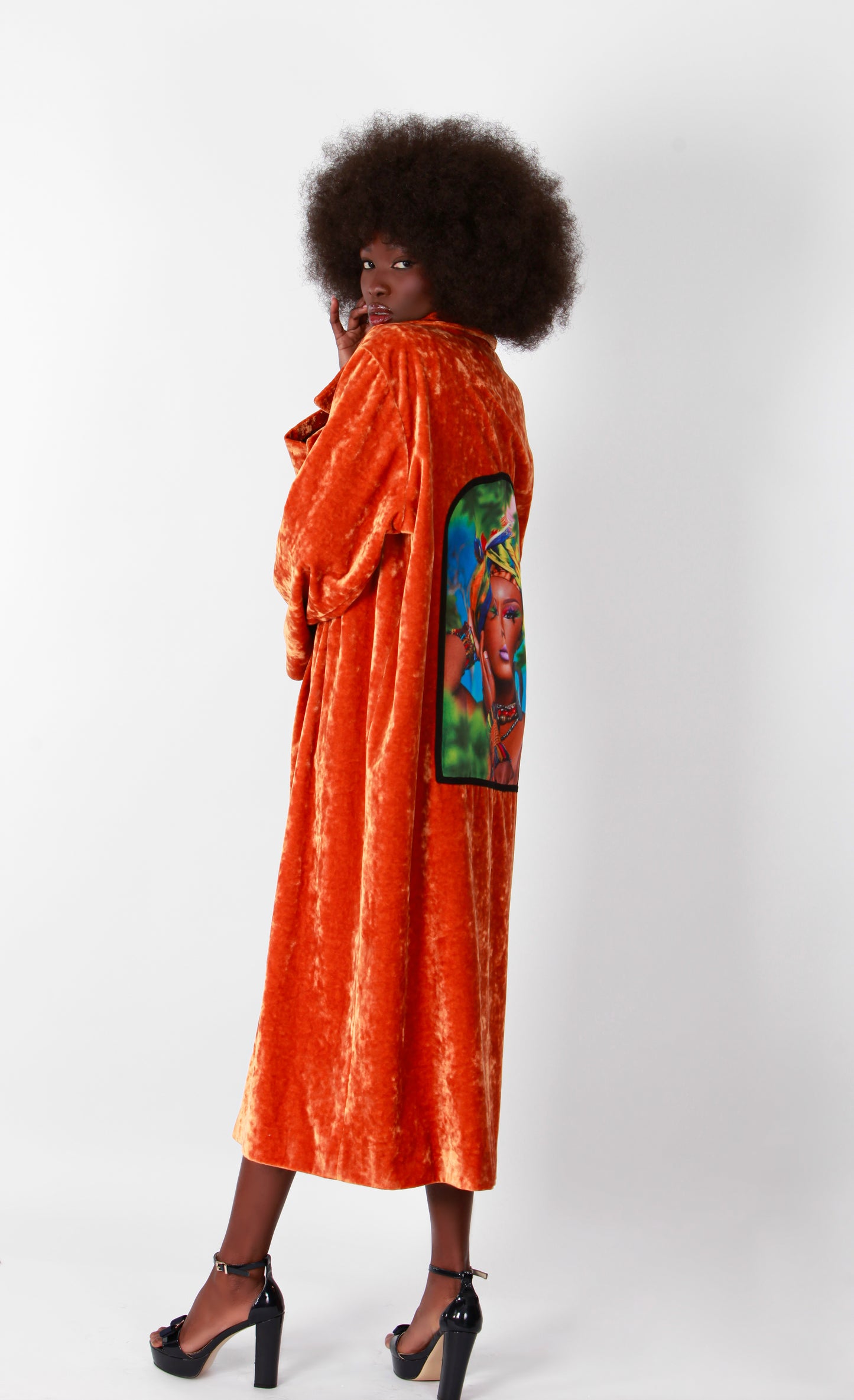 Manteau long en velours orange