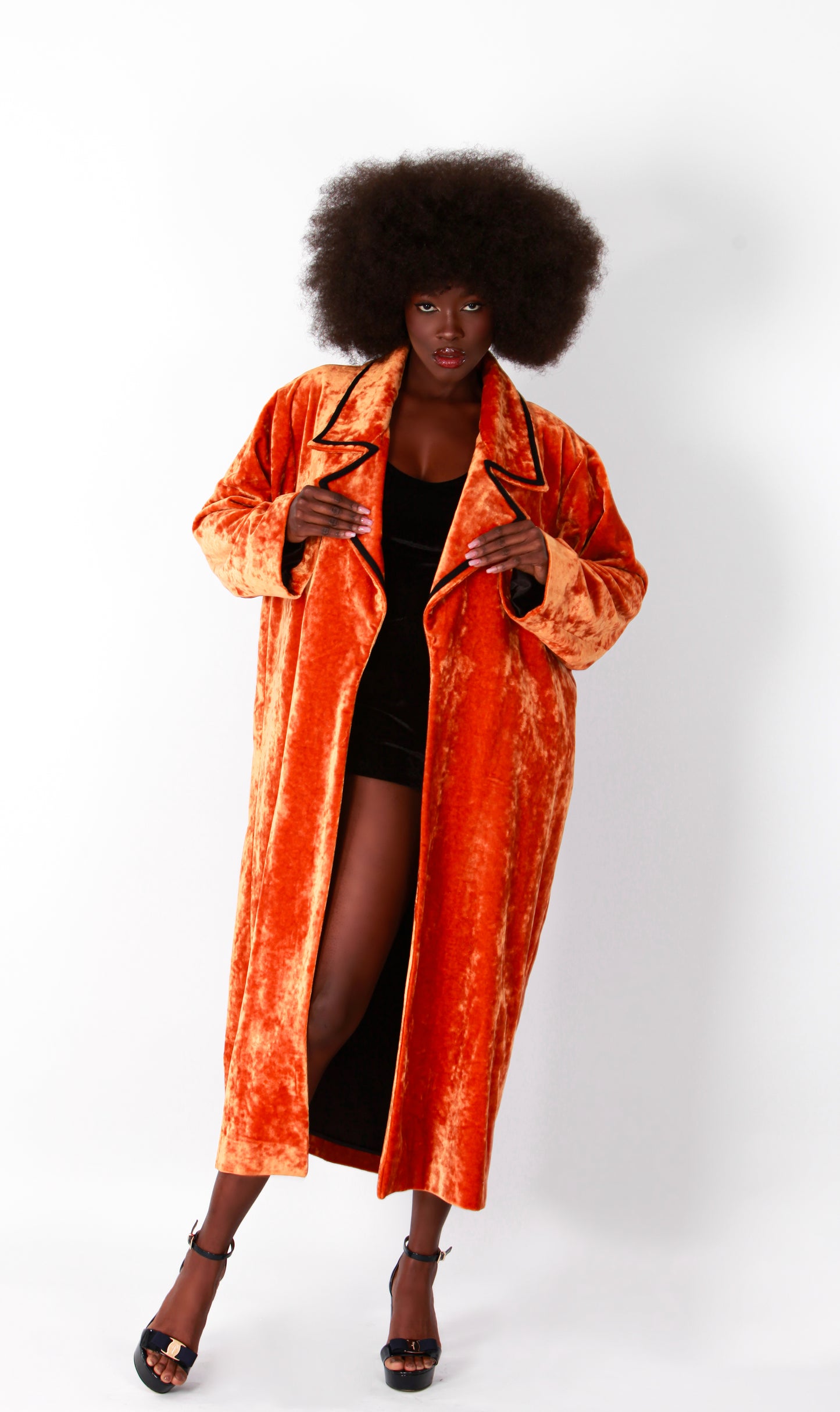 Manteau long en velours orange
