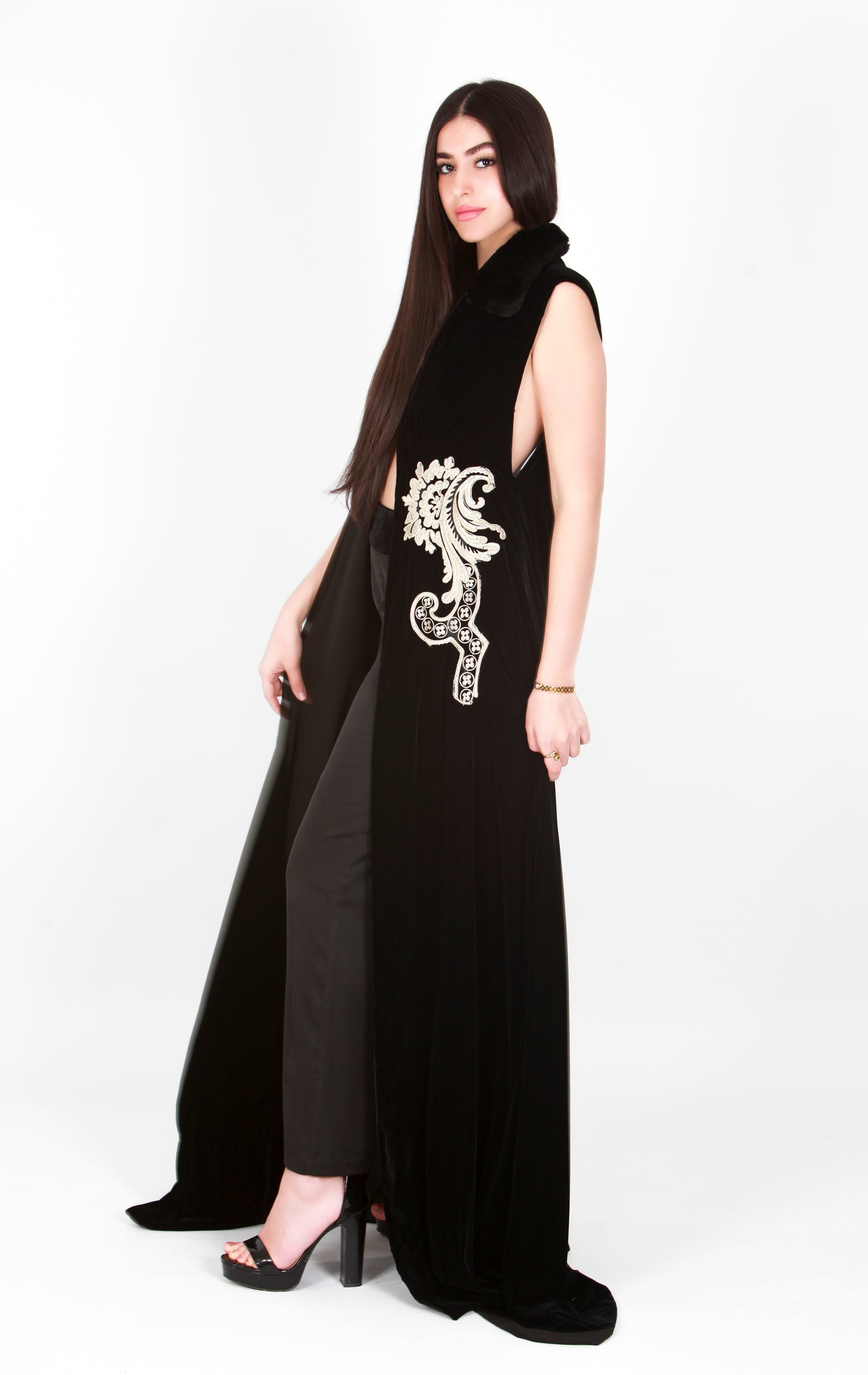 Long Sleeveless Velvet Cape with Fur Collar and Gold Details